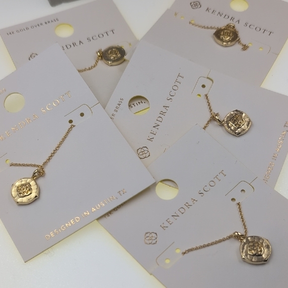 Kendra Scott Initial Gold Pendant Necklace - Picture 1 of 9